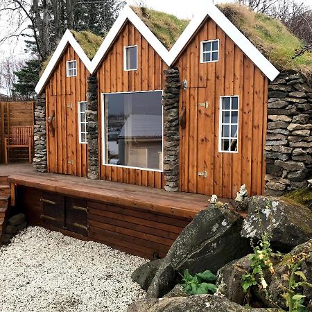 Iceland Sjf Villa, Hot Tub & Outdoor Sauna Amazing Mountains And City View Over ريكيافيك المظهر الخارجي الصورة