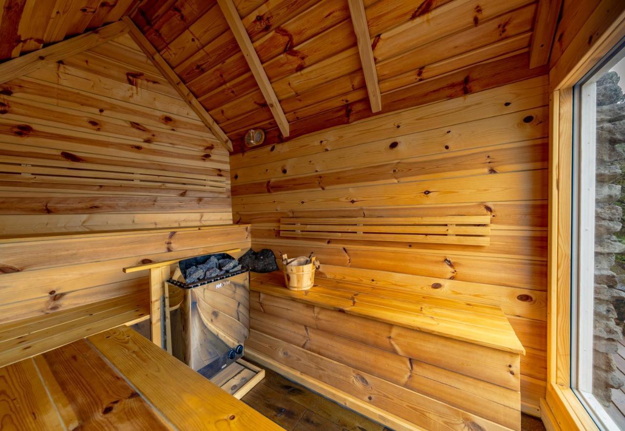 Iceland Sjf Villa, Hot Tub & Outdoor Sauna Amazing Mountains And City View Over ريكيافيك المظهر الخارجي الصورة