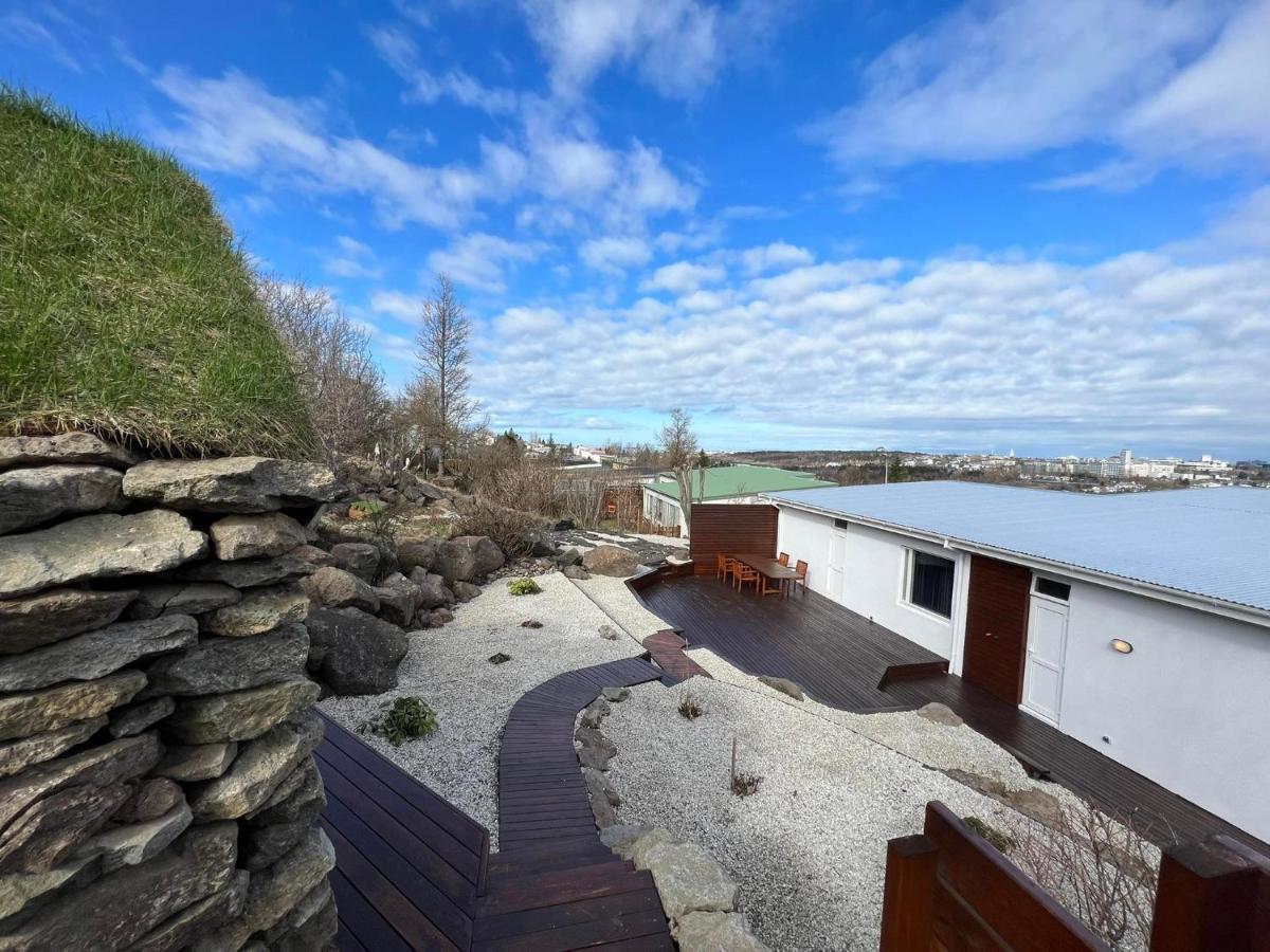 Iceland Sjf Villa, Hot Tub & Outdoor Sauna Amazing Mountains And City View Over ريكيافيك المظهر الخارجي الصورة