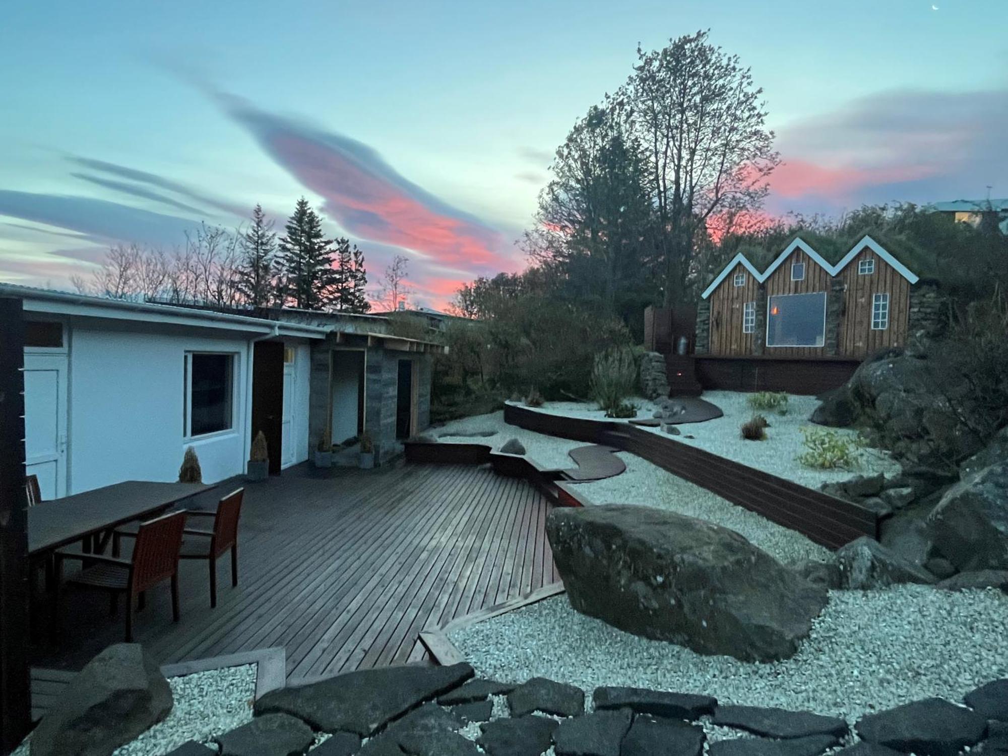 Iceland Sjf Villa, Hot Tub & Outdoor Sauna Amazing Mountains And City View Over ريكيافيك المظهر الخارجي الصورة