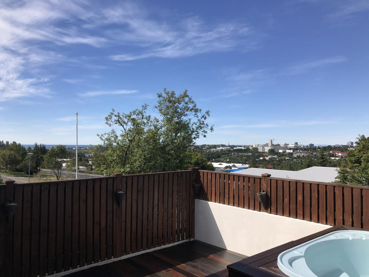 Iceland Sjf Villa, Hot Tub & Outdoor Sauna Amazing Mountains And City View Over ريكيافيك المظهر الخارجي الصورة